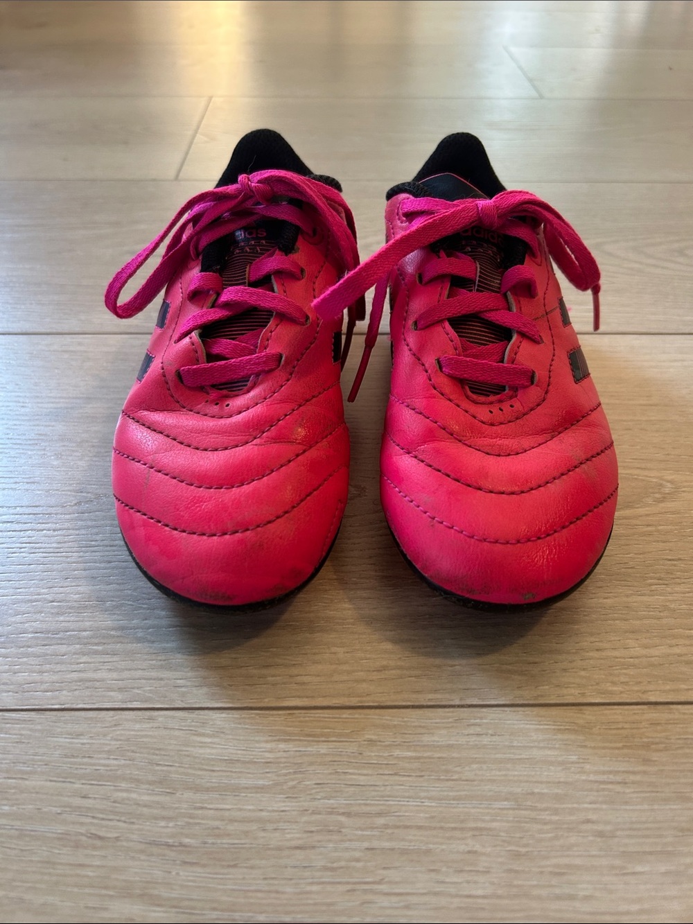 Kids Pink Soccer Cleats - size 1